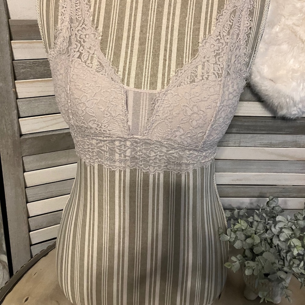 Nwt! Lace bralette